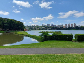 Residência em frente ao Parque Barigui.